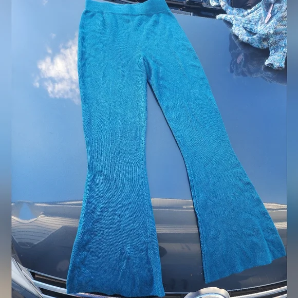 NWOT ... Victor Glemaud Women's Sweater Flare Pants Blue Teal Elastic Waist - Picture 3 of 5